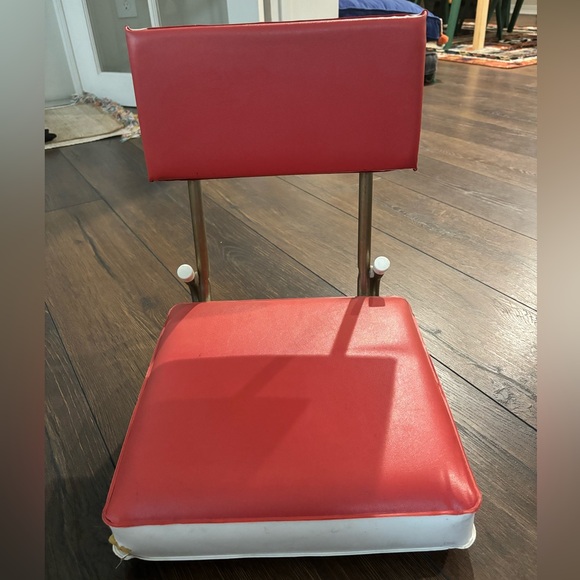 Vintage Buffalo Bills Stadium Chair - Picture 7 of 7